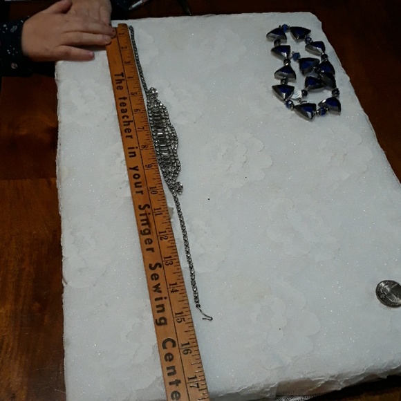 VINTAGE Rhinestone Necklace - Picture 5 of 8